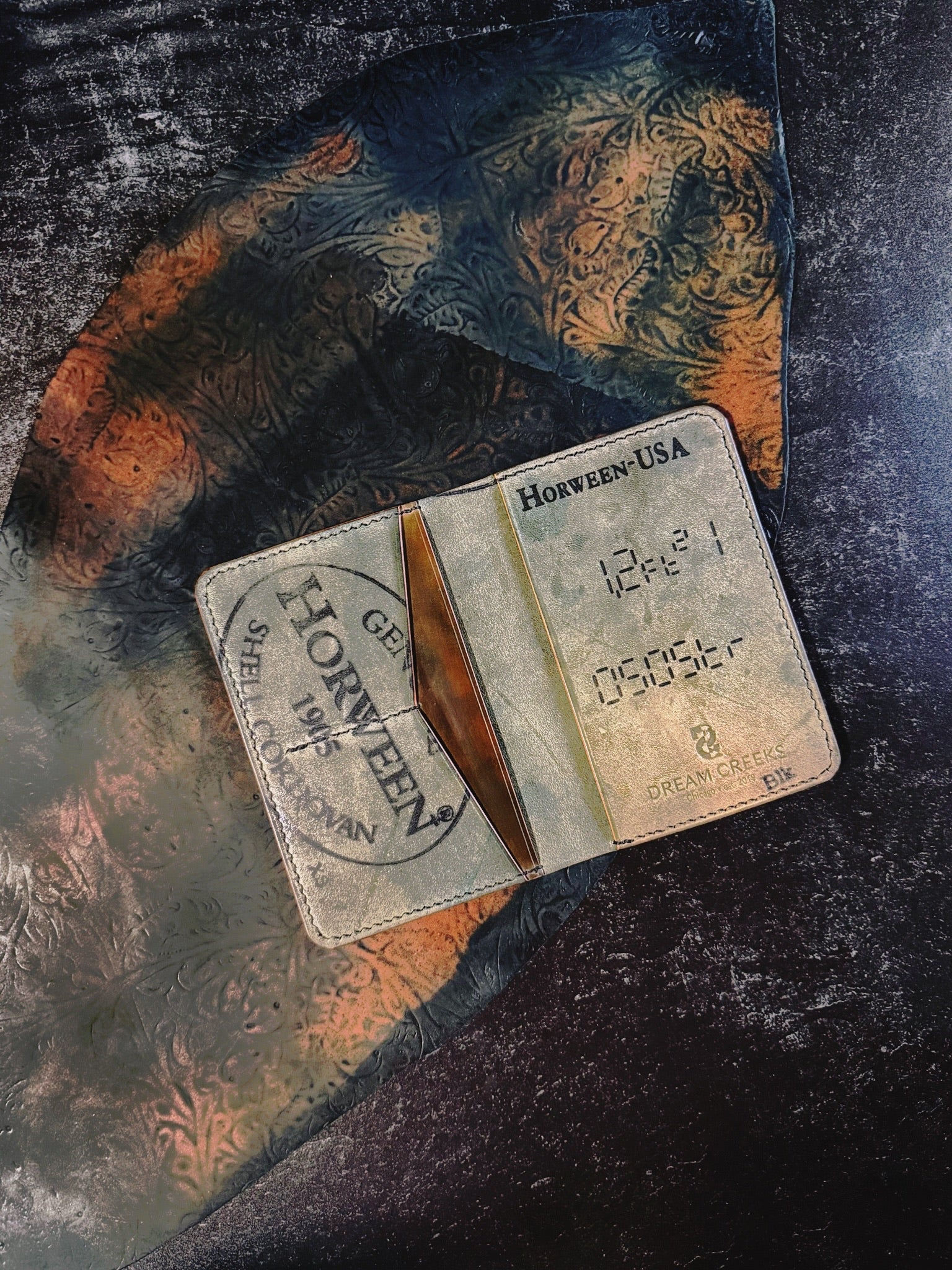Shell cordovan Passport Holder