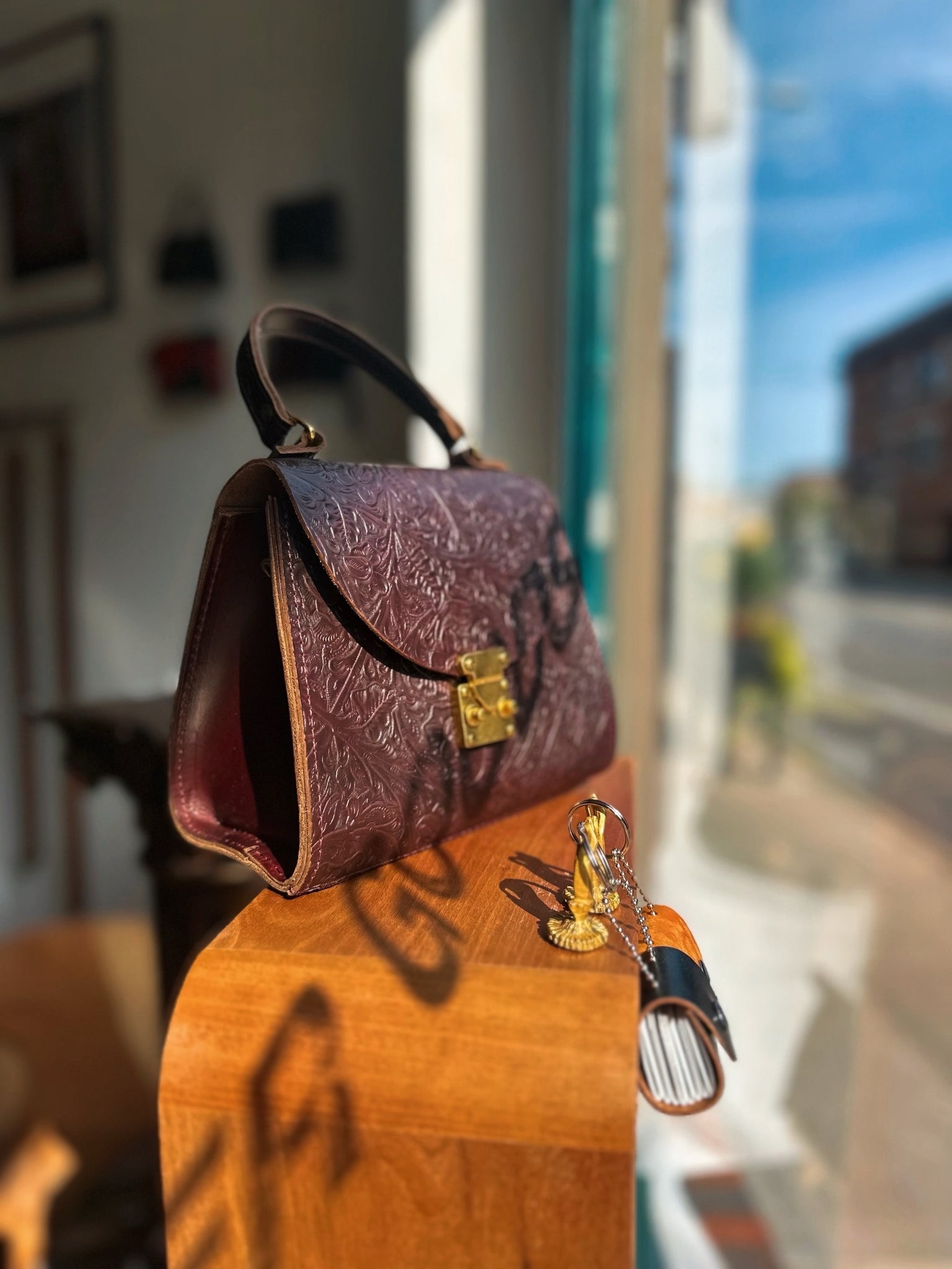 Vee Bag - Western Floral Print