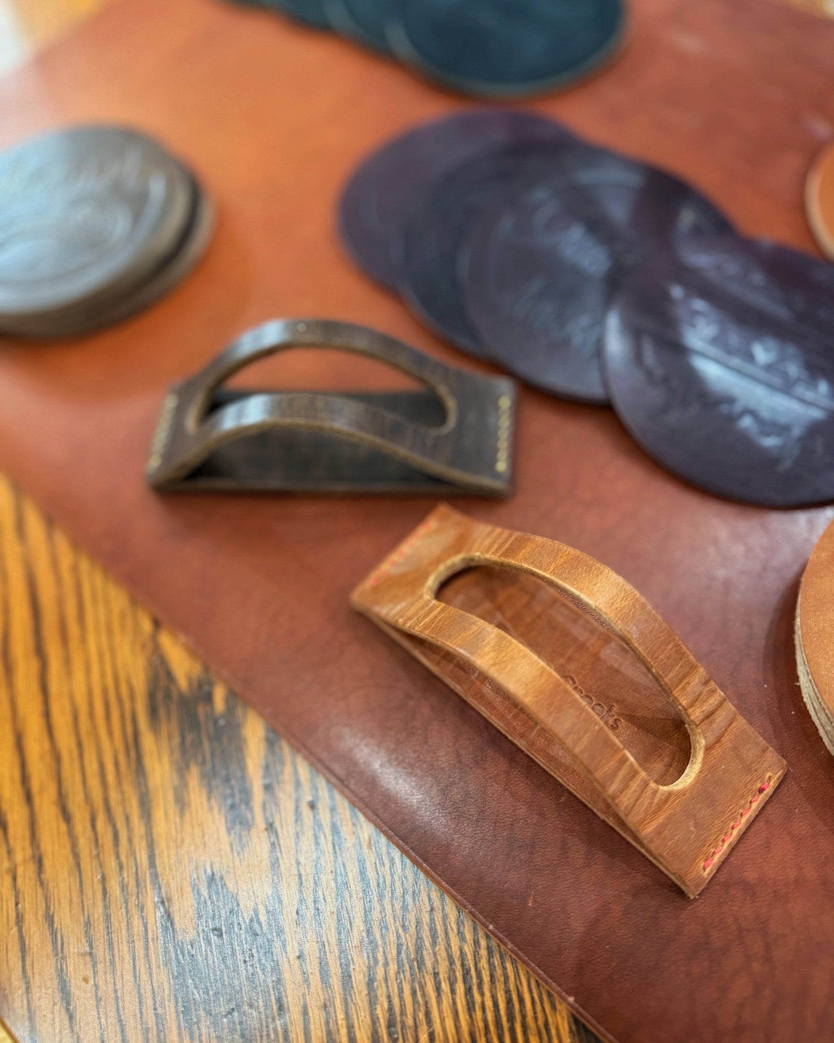 Leather Coasters Stand